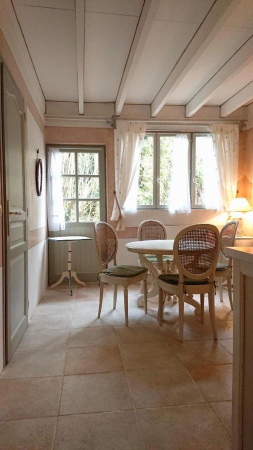 Apartamento A L'Ombre Du Tilleul Giverny Exterior foto